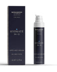 Men’s anti-aging face cream – HYDRATÉ No. 23 by Bergamond & Birch, a daily hydrating formula to reduce signs of aging, shown in a 50 ml luxury pump dispenser and navy packaging.